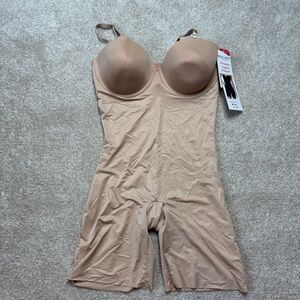 SPANX tan strapless cupped short bodysuit NWT Large